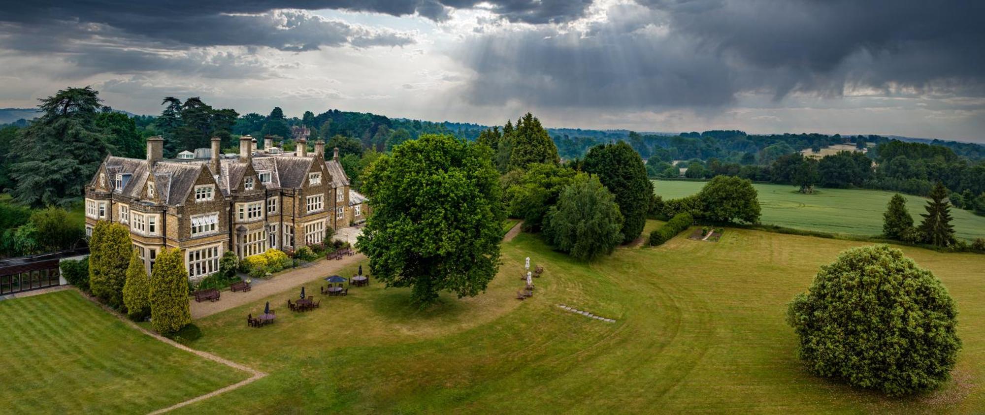 Hartsfield Manor Hotel Dorking Ngoại thất bức ảnh