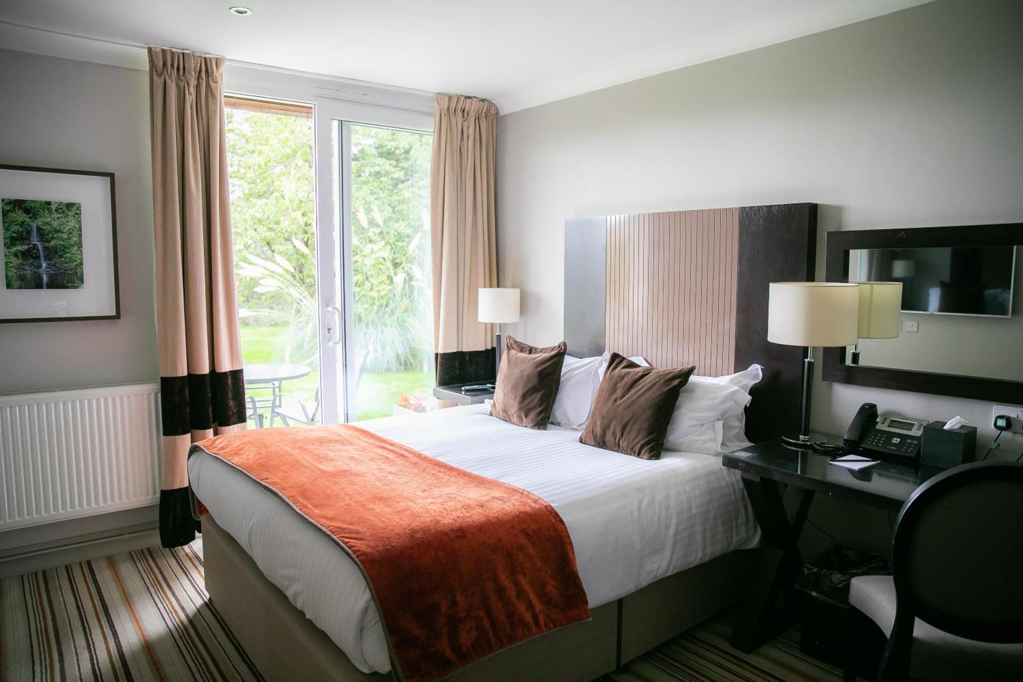 Hartsfield Manor Hotel Dorking Phòng bức ảnh